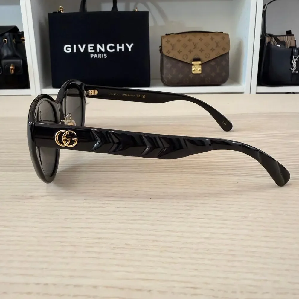 Gucci Round Oval Sunglasses Black